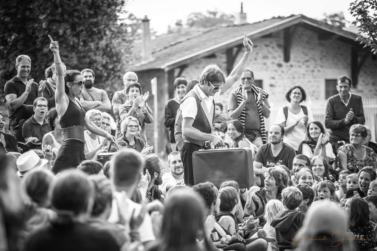 Duo Acrobatique et Décalé